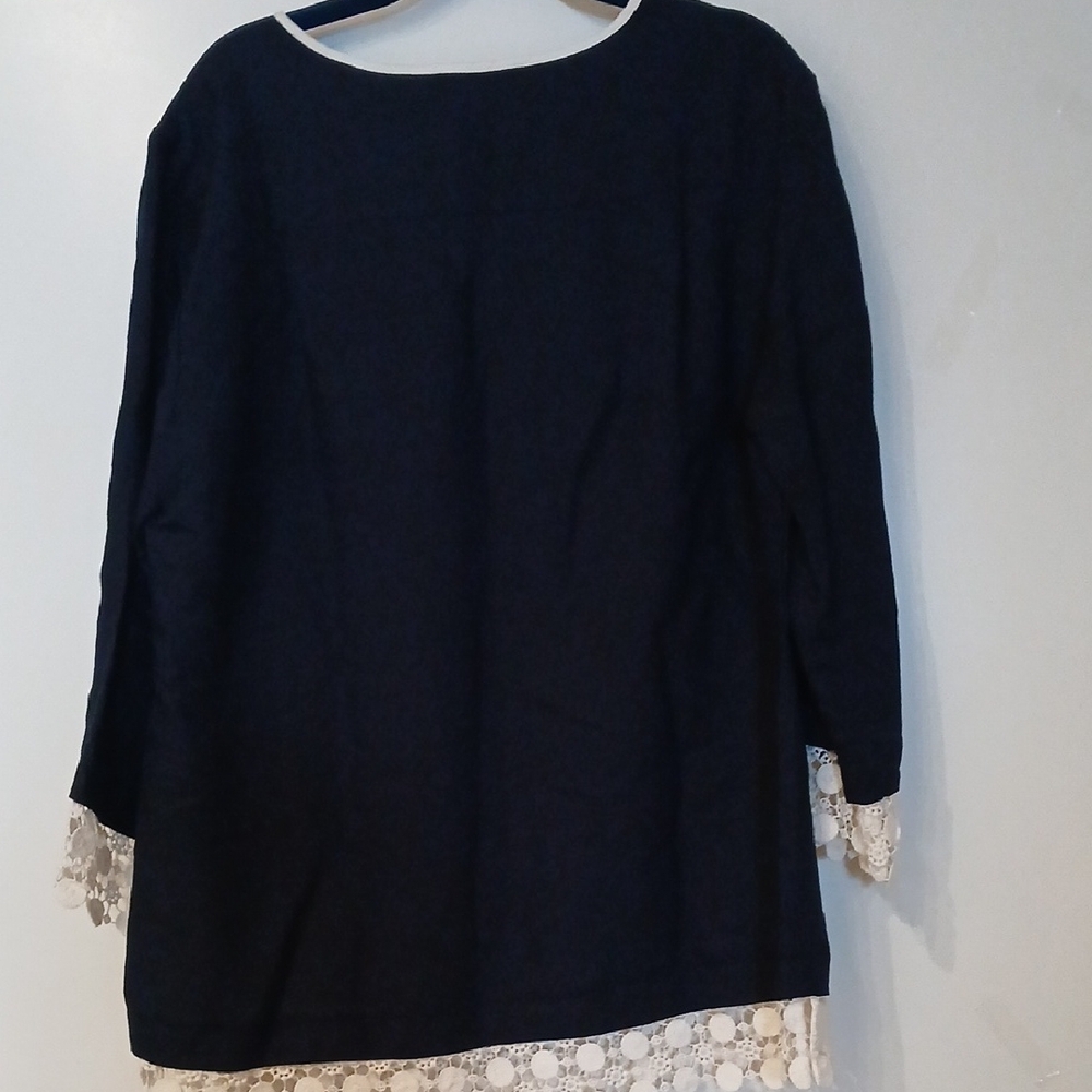 Jones New York Navy Tunic with White Lace Accents - Picture 9 of 12